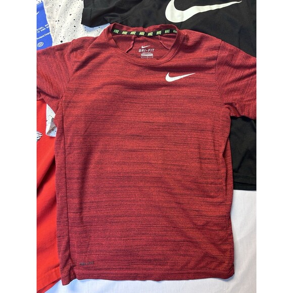 Large Lot Of Boys Clothes Nike Shirts Shorts Swim Sweats Youth Large Athletic - Picture 3 of 11